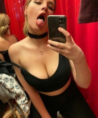 Амира, 24 года, 3 размер груди